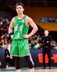 华体会官网入口-CCTV5直播！辽宁VS山东凶多吉少，赵继伟难挑大梁，邱彪兵强马壮